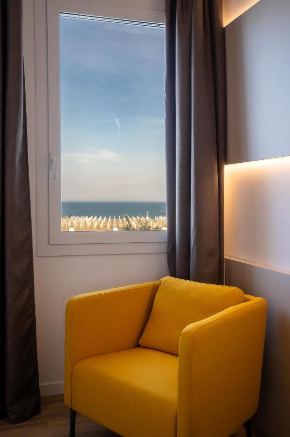 Hotel Delfino カオルレ エクステリア 写真
